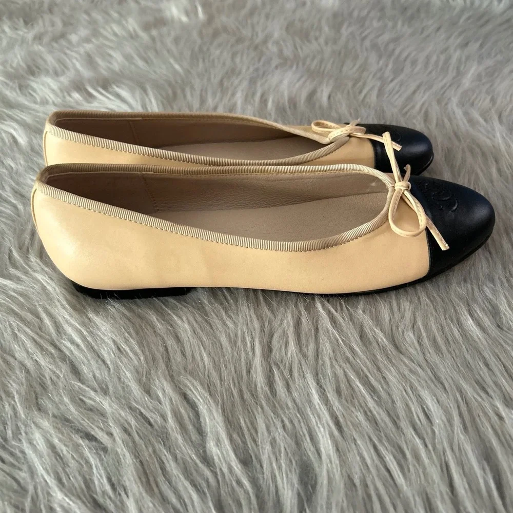 CHANEL Ballet Flats Women's Size 41 Two Tone Beige Black Shoes Lambskin CC Logo